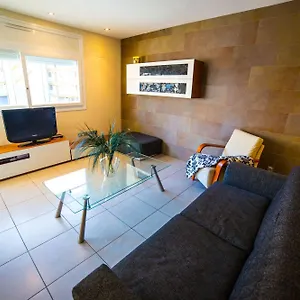 https://agi-drugstore-apartments.topcostabravahotels.com